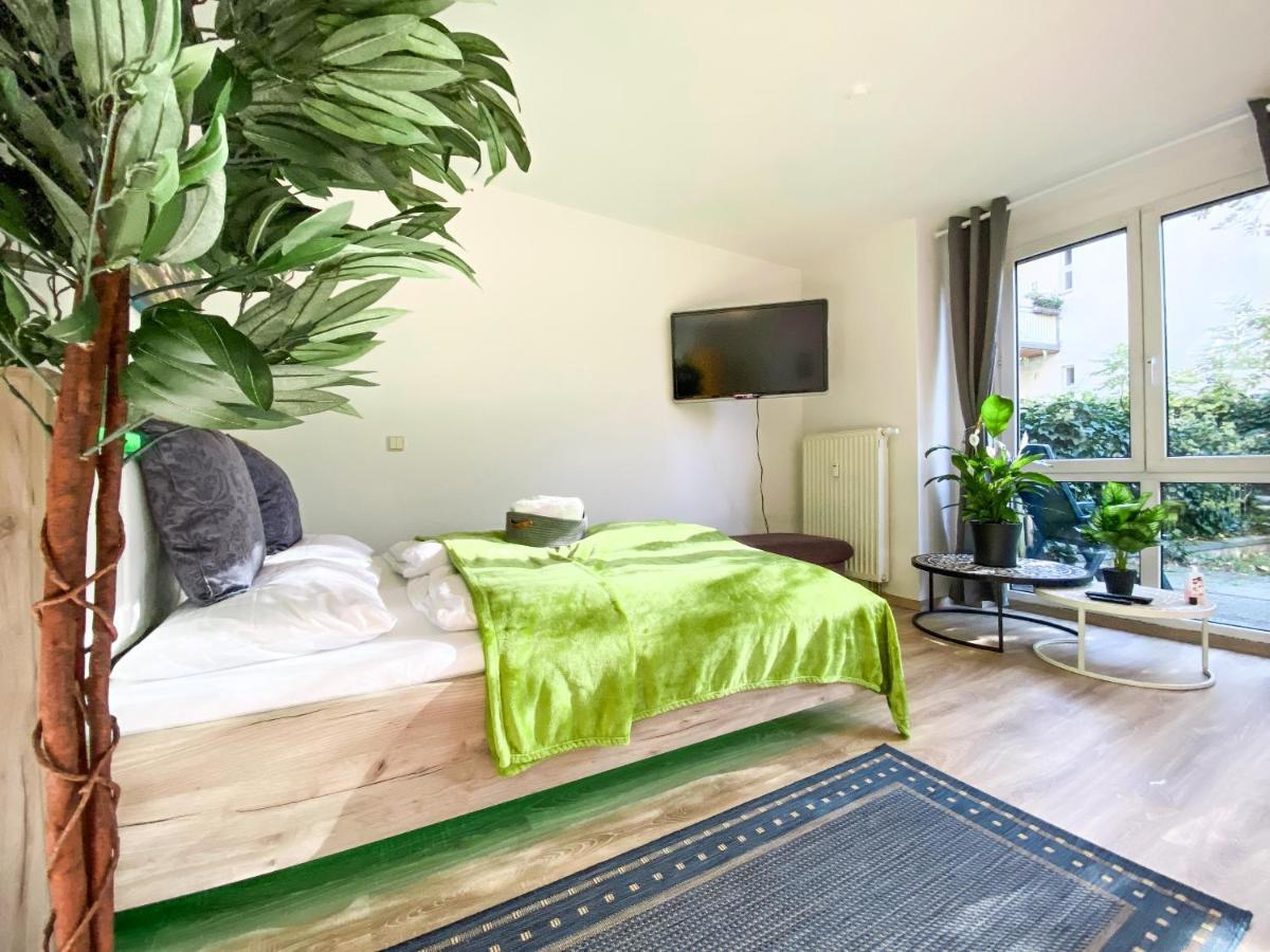 Wohlfuehl-Apartment Mit Kostenfreier Tiefgarage, Wifi & Terrasse Leipzig Exterior photo