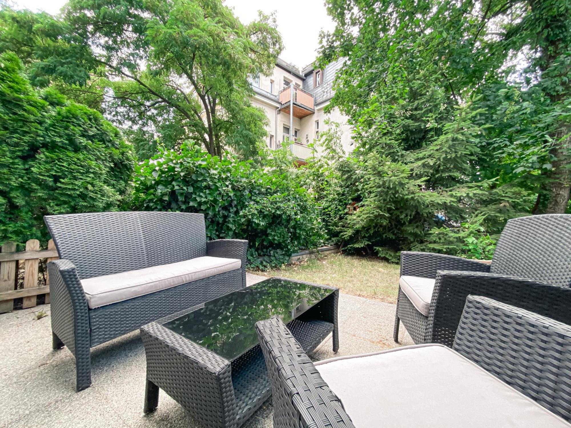 Wohlfuehl-Apartment Mit Kostenfreier Tiefgarage, Wifi & Terrasse Leipzig Exterior photo